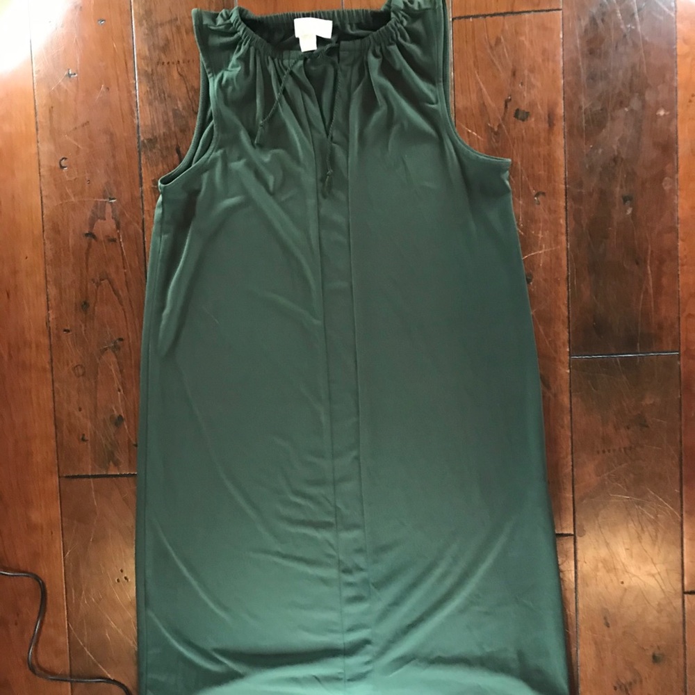 green shift dress